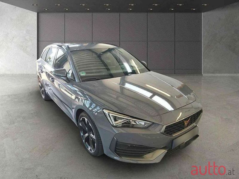 2022' Cupra Leon photo #1