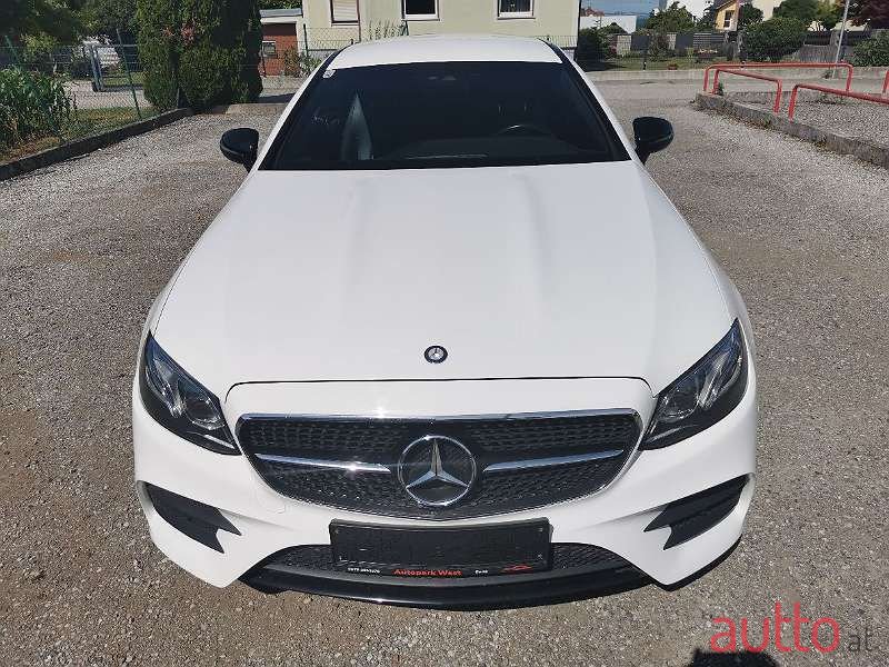 2017' Mercedes-Benz E-Klasse photo #3