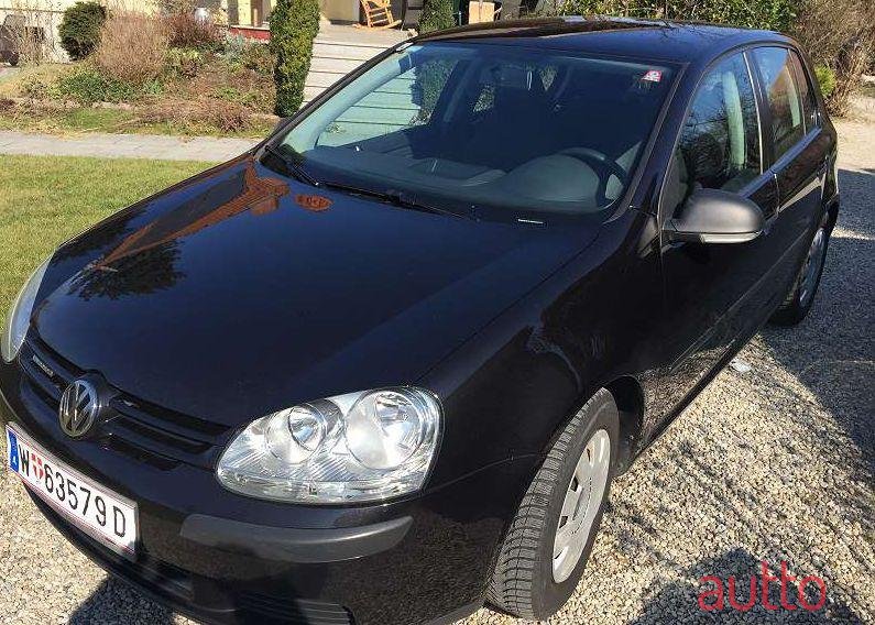 2008' Volkswagen Golf photo #1