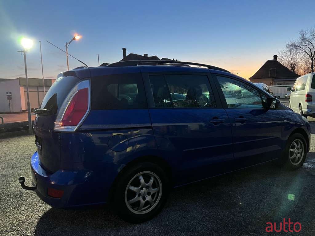 2008' Mazda Mazda5 photo #6