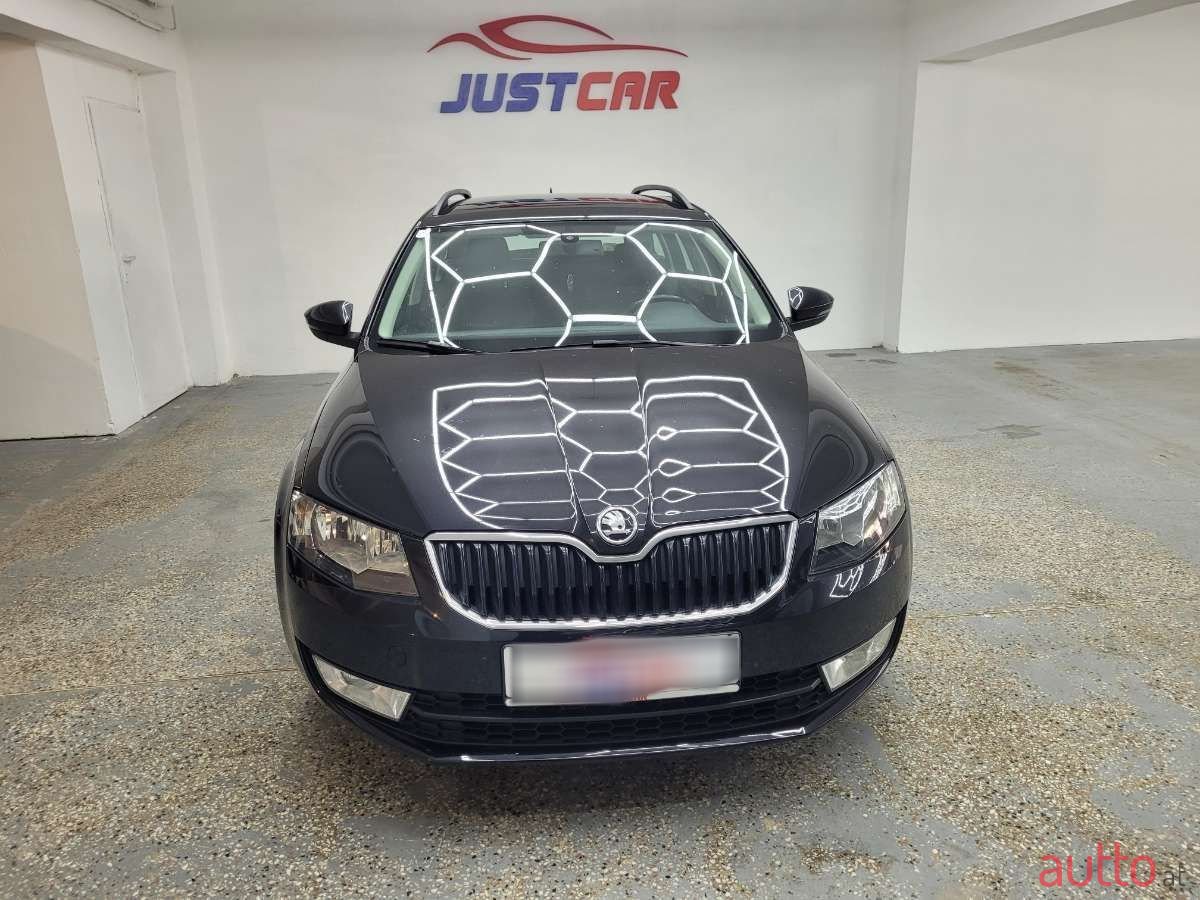 2015' Skoda Octavia photo #2
