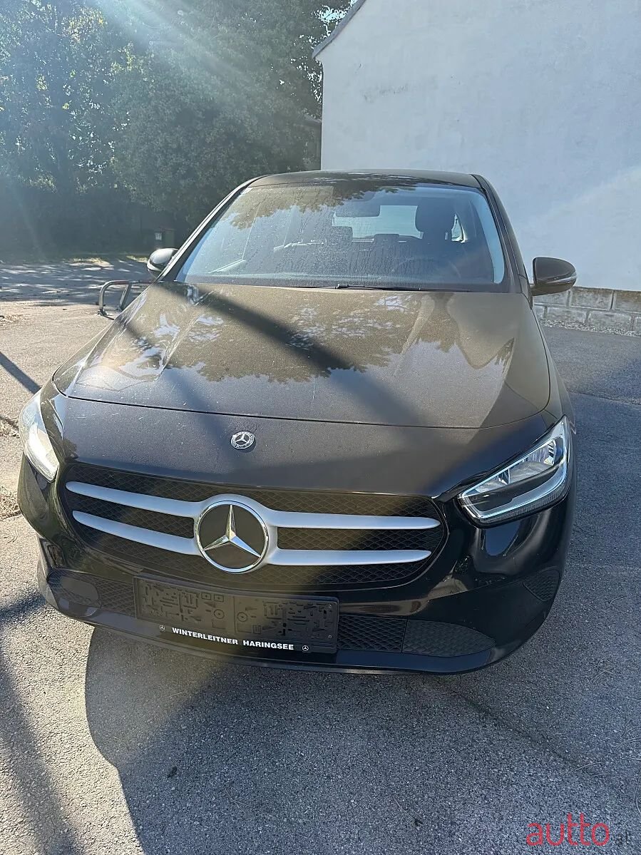2019' Mercedes-Benz B-Klasse photo #2