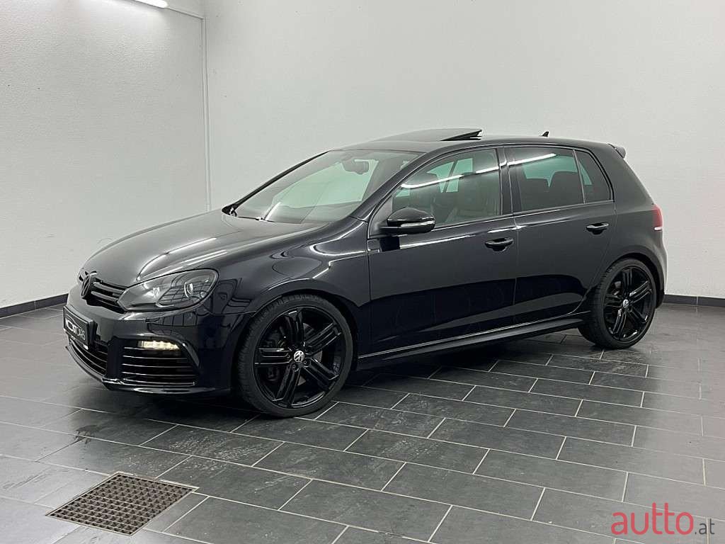 2012' Volkswagen Golf photo #6