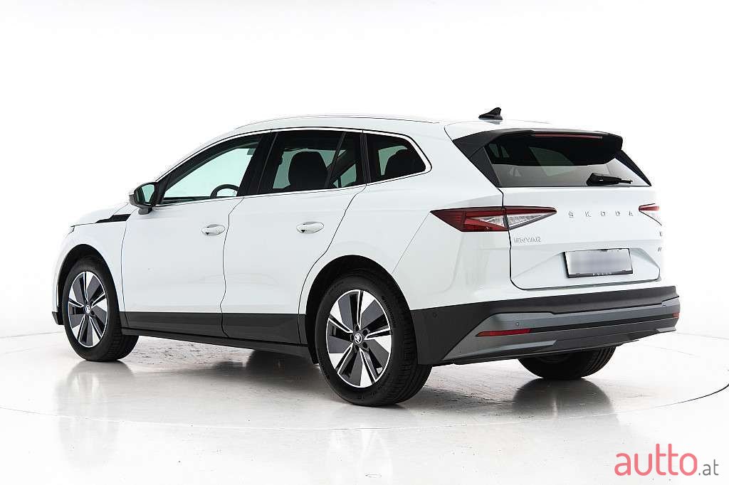 2022' Skoda Enyaq photo #3