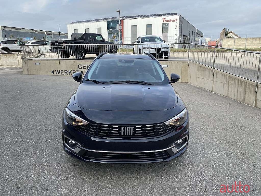 2022' Fiat Tipo photo #2