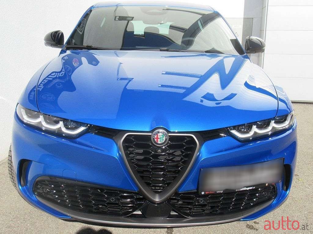 2023' Alfa Romeo Tonale photo #4