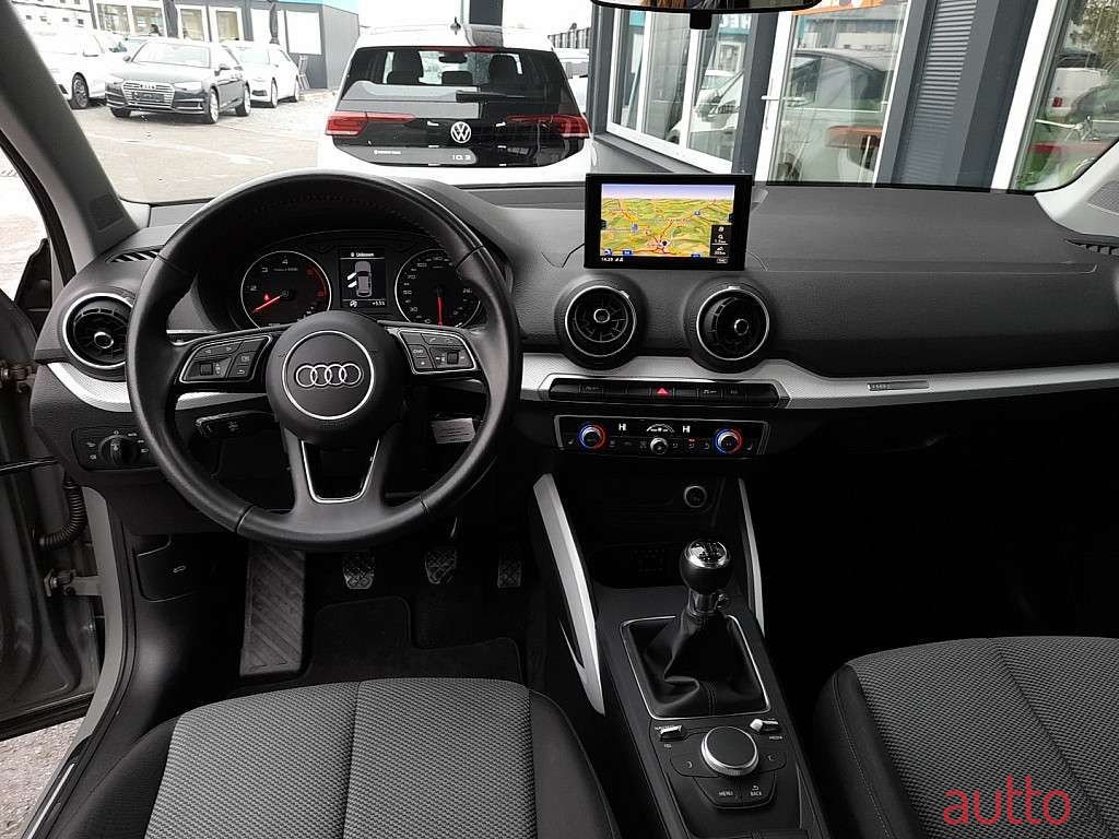 2019' Audi Q2 photo #3