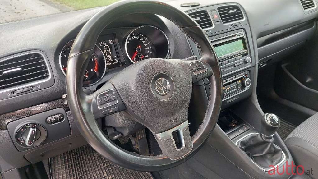 2013' Volkswagen Golf photo #6