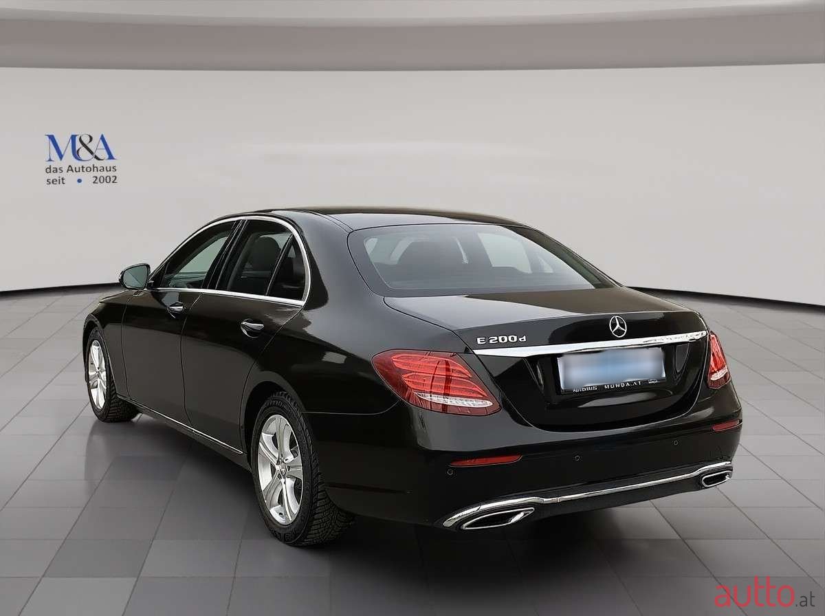 2017' Mercedes-Benz E-Klasse photo #6