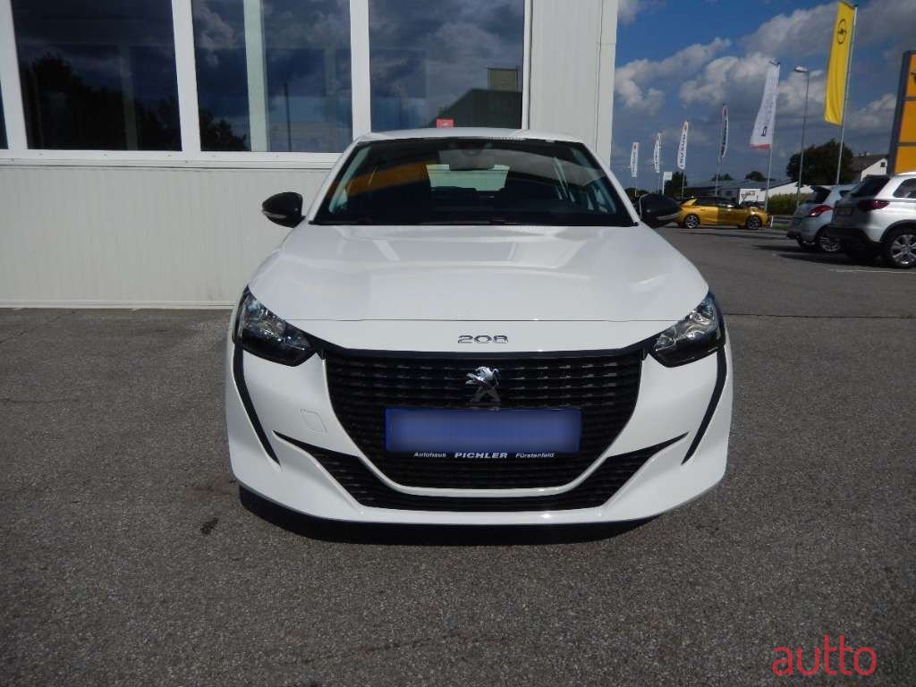2020' Peugeot 208 photo #2