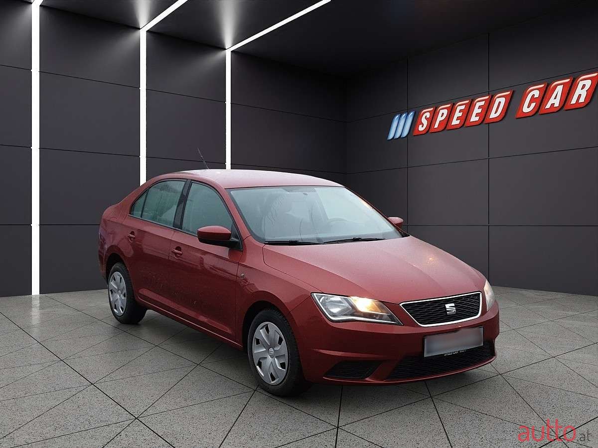 2013' SEAT Toledo photo #3