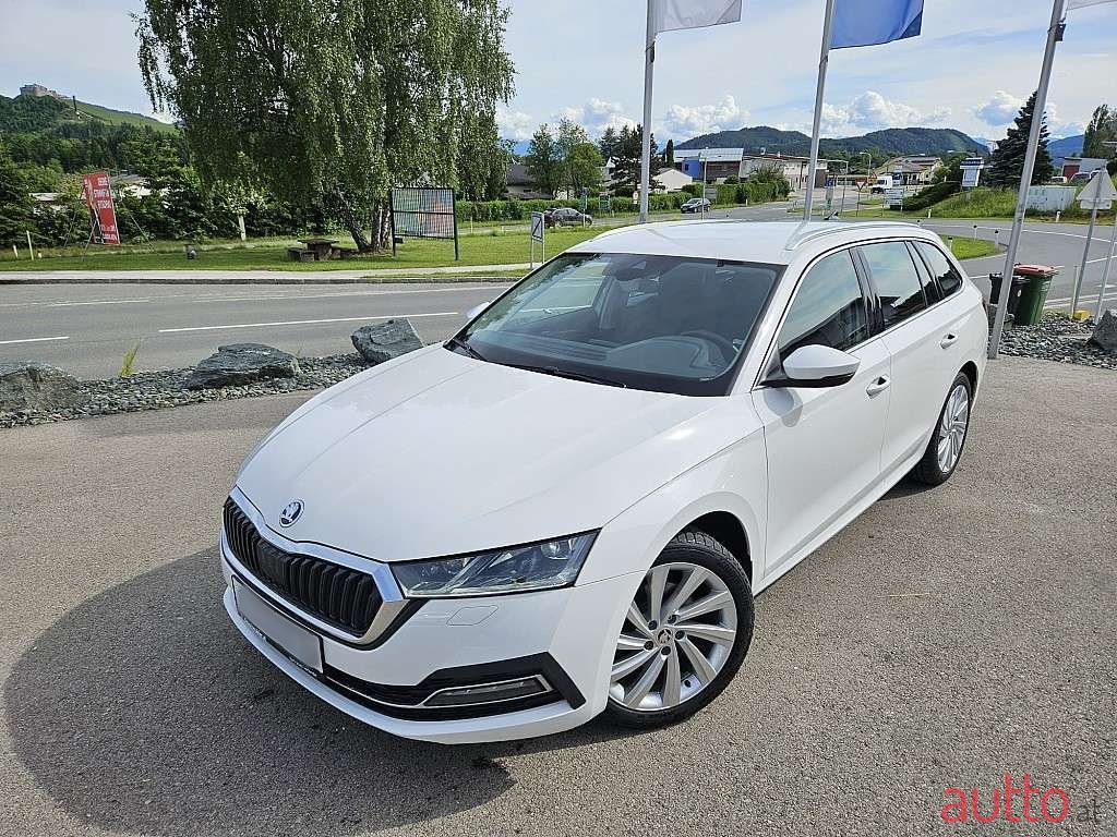 2022' Skoda Octavia photo #2