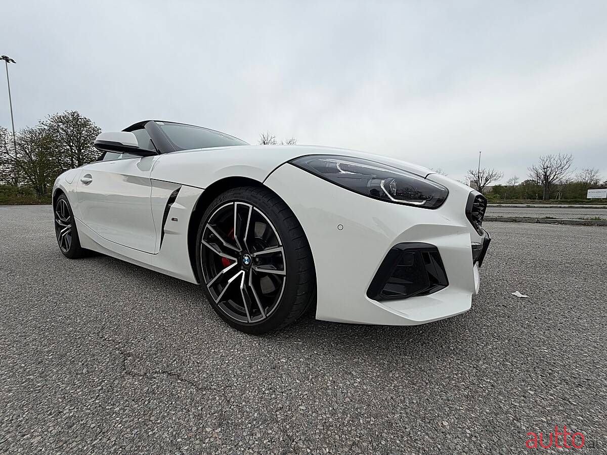 2023' BMW Z4 photo #1