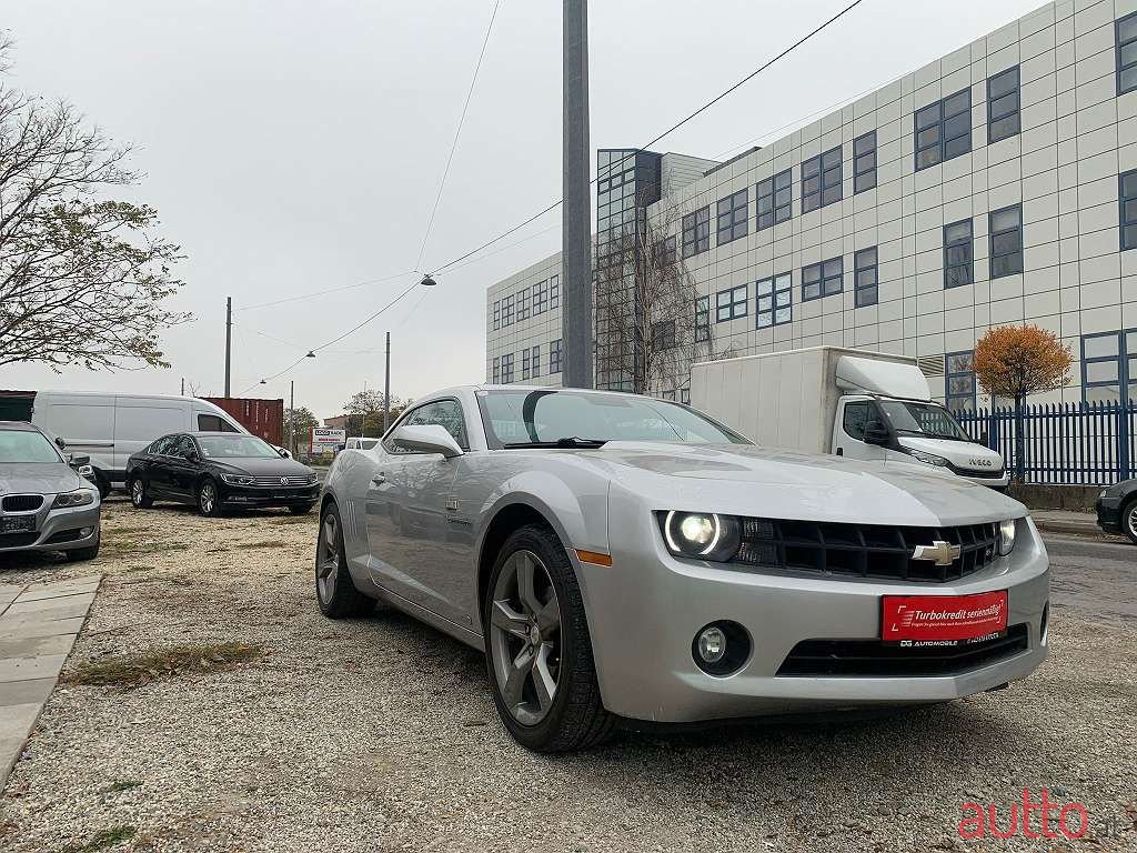 2009' Chevrolet Camaro photo #2