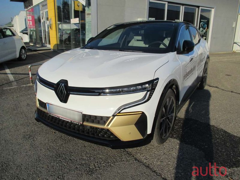 2023' Renault Megane photo #1