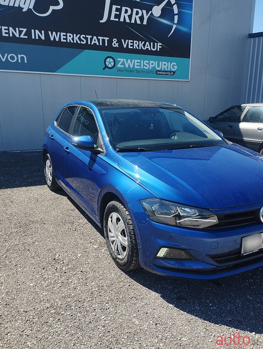 2018' Volkswagen Polo photo #3