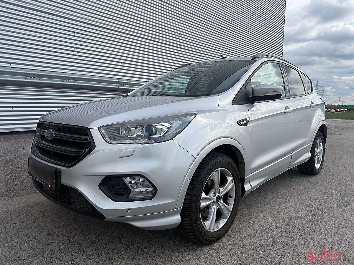 2019' Ford Kuga photo #2