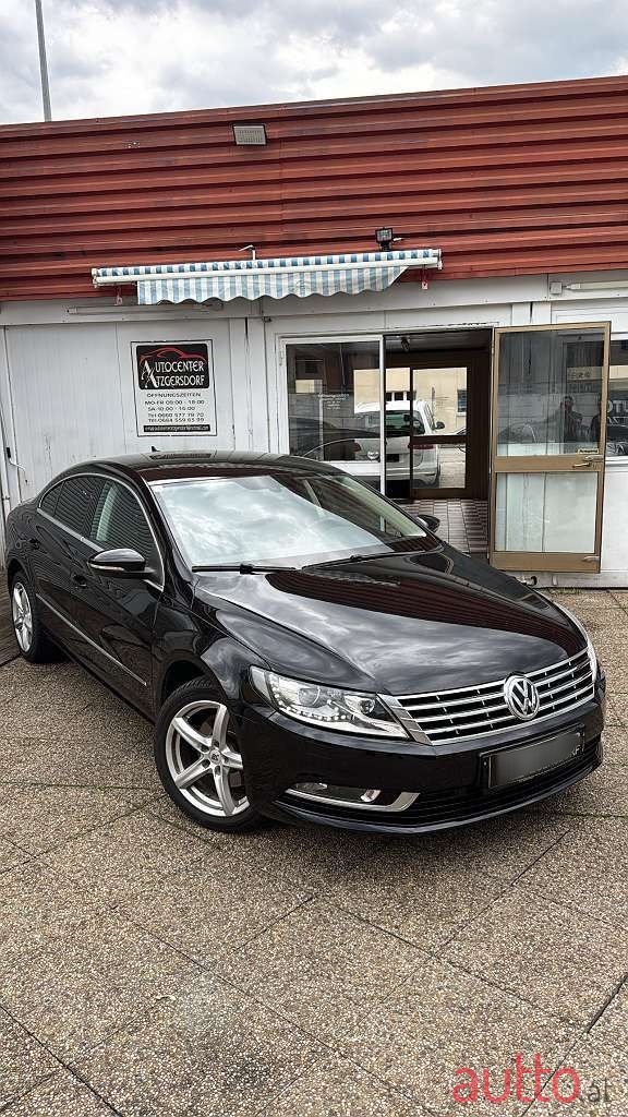 2014' Volkswagen Passat photo #2