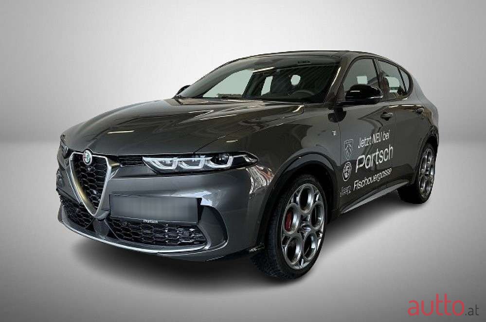 2023' Alfa Romeo Tonale photo #1