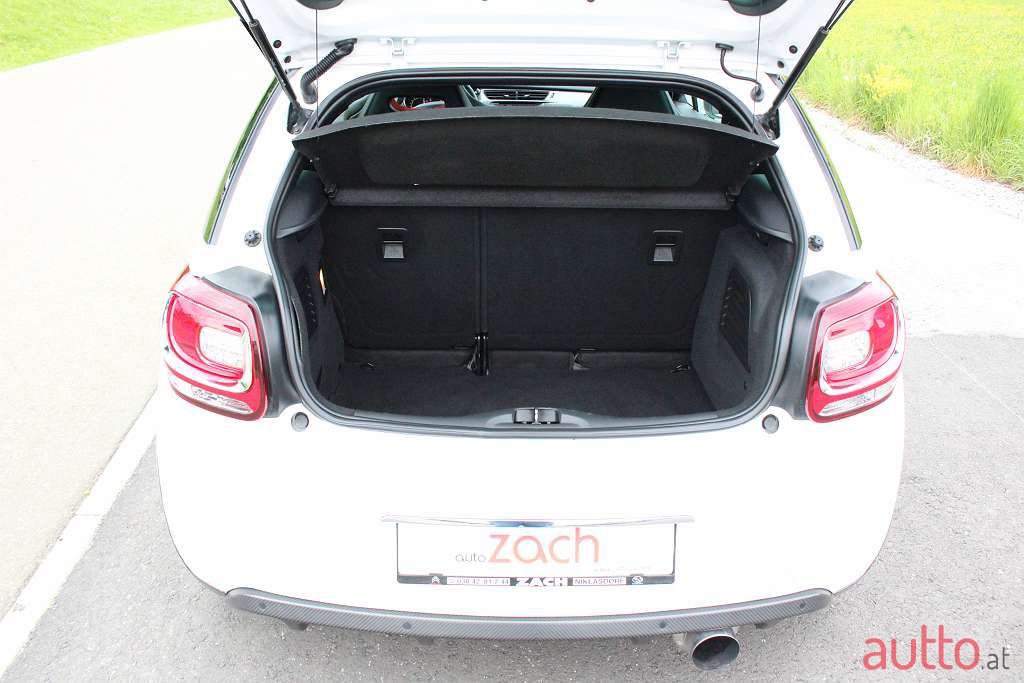 2011' Citroen DS3 photo #5