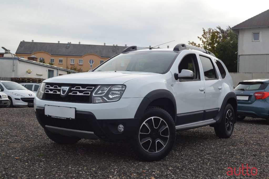 2016' Dacia Duster photo #1