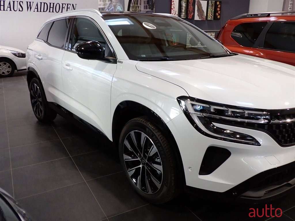 2023' Renault Austral photo #2