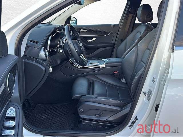 2021' Mercedes-Benz Glc-Klasse photo #3