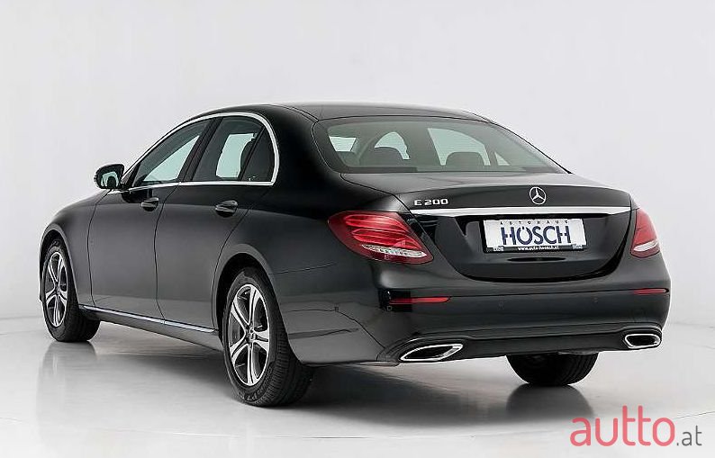 2019' Mercedes-Benz E-Klasse photo #1