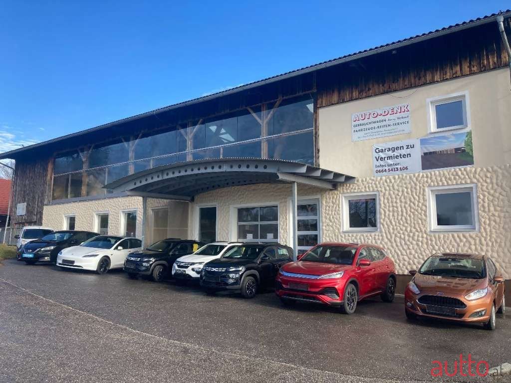 2020' Tesla Model 3 photo #3