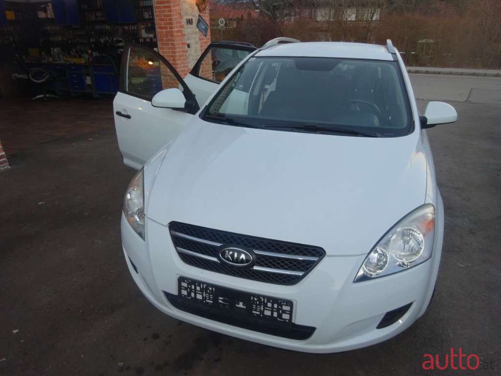 2009' Kia Ceed photo #3