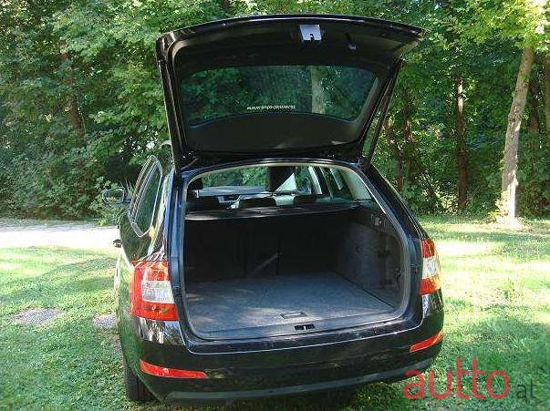 2014' Skoda Octavia photo #4