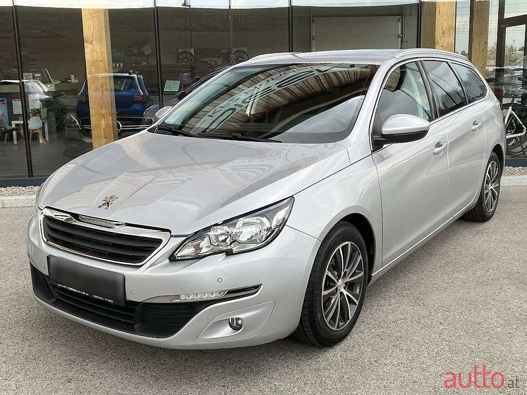 2015' Peugeot 308 photo #1