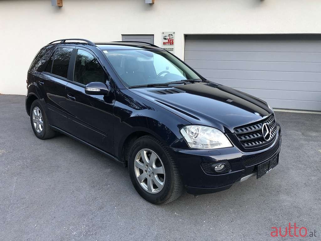 2005' Mercedes-Benz M-Klasse photo #1