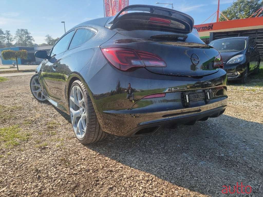 2014' Opel Astra photo #2