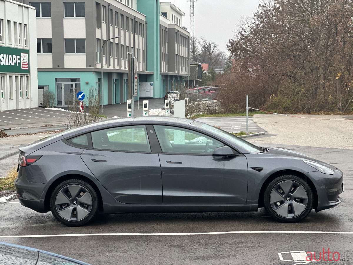 2022' Tesla Model 3 photo #5