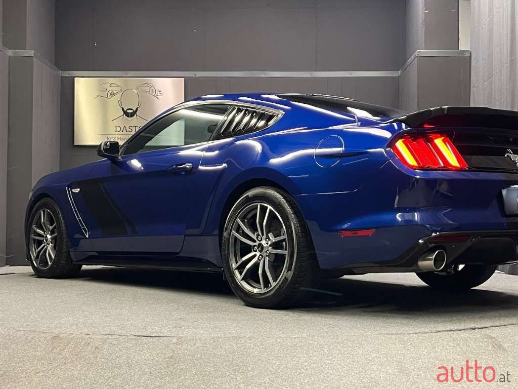 2016' Ford Mustang photo #4