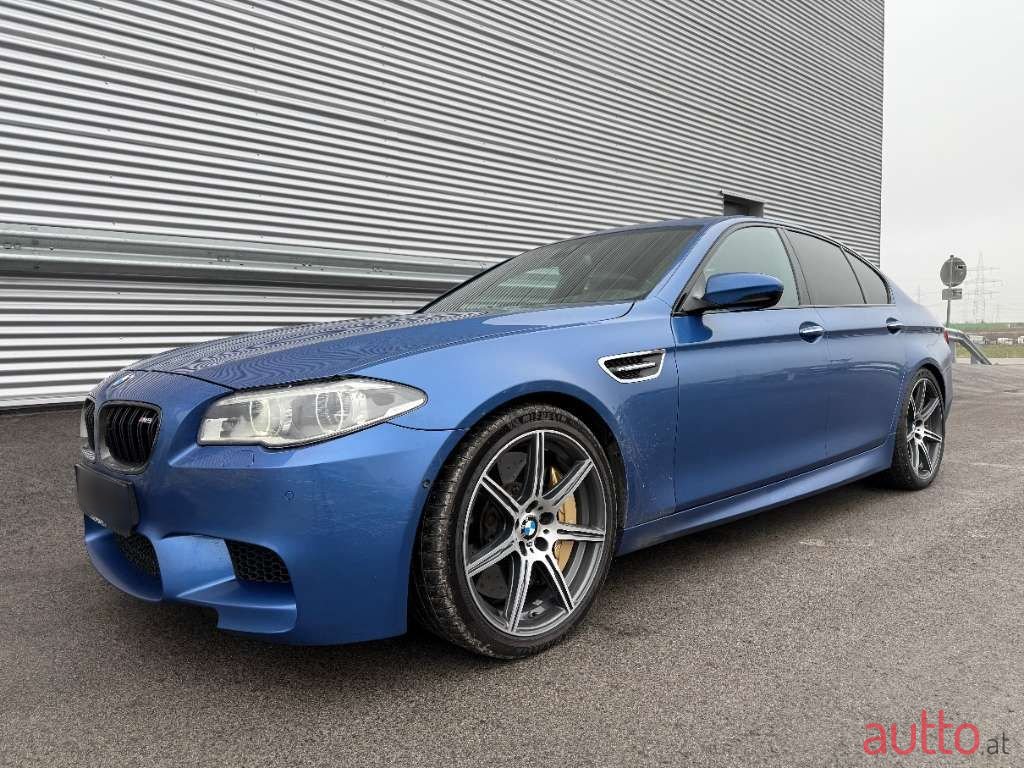 2015' BMW 5Er-Reihe photo #2