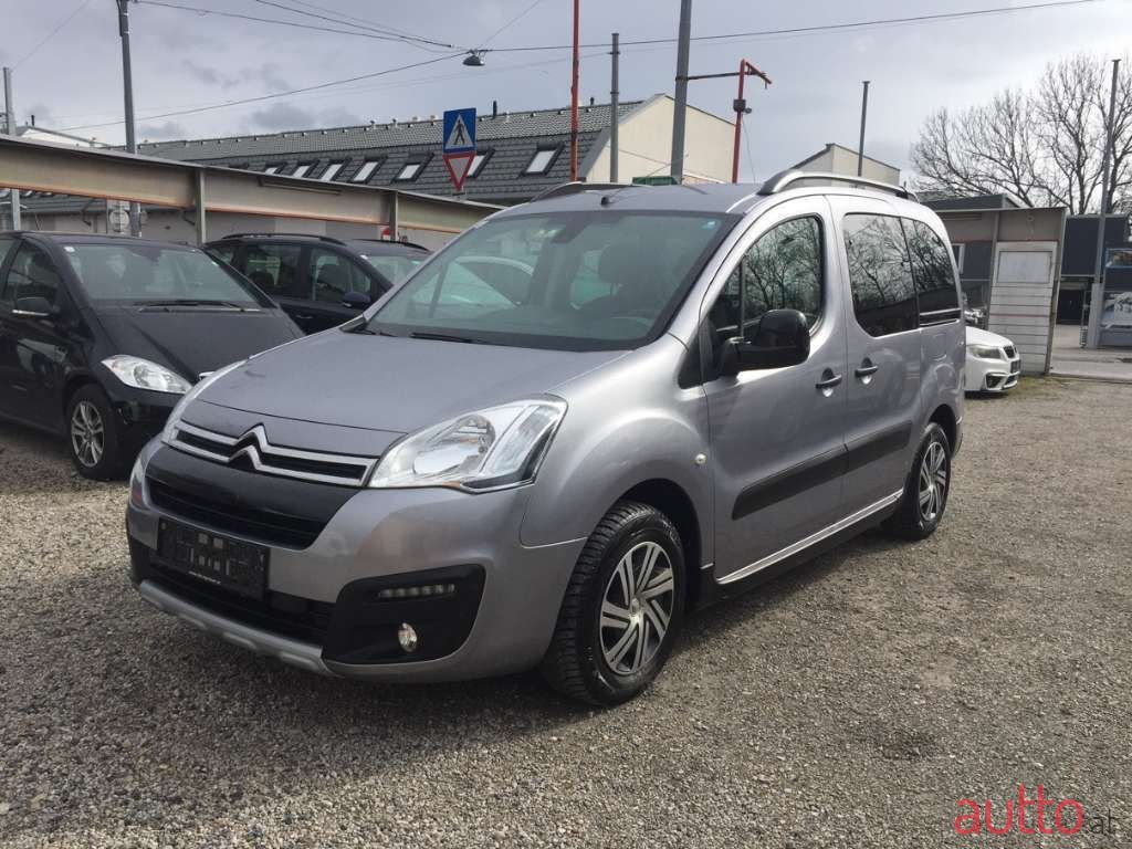 2016' Citroen Berlingo photo #3