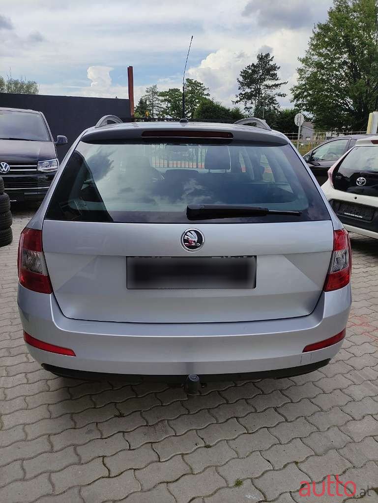 2014' Skoda Octavia photo #6