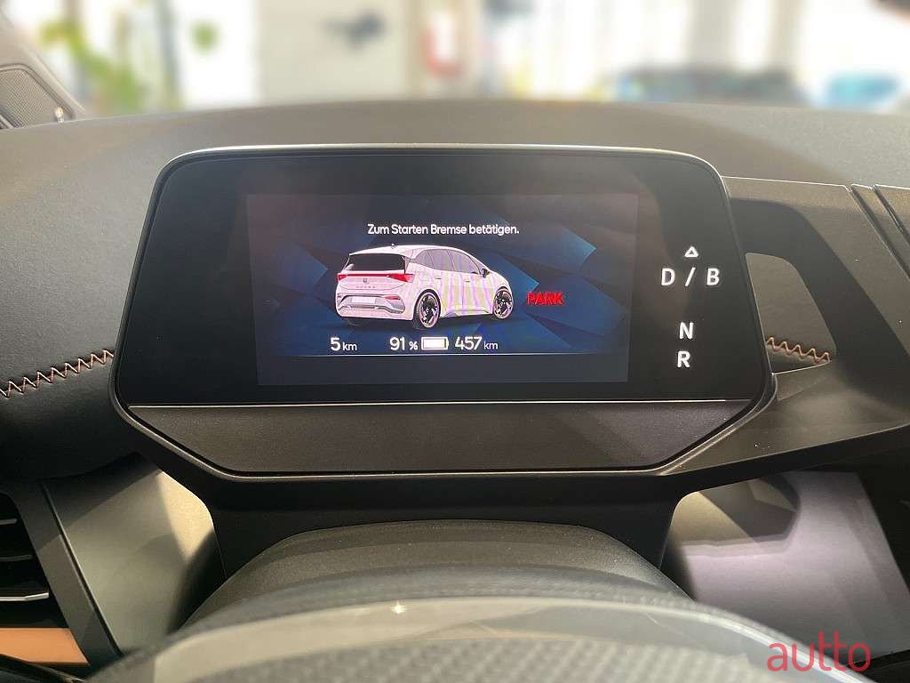 2023' Cupra Born photo #4