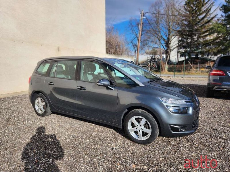 2014' Citroen C4 Picasso photo #6