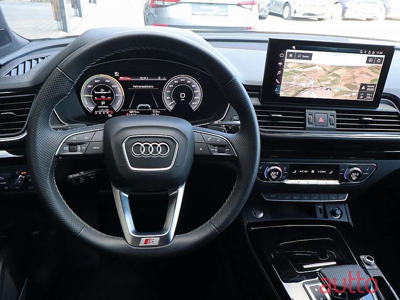 2022' Audi Q5 photo #6
