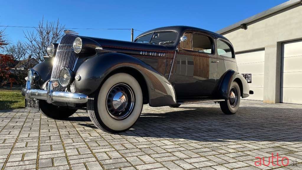1936' Oldsmobile L36 photo #5