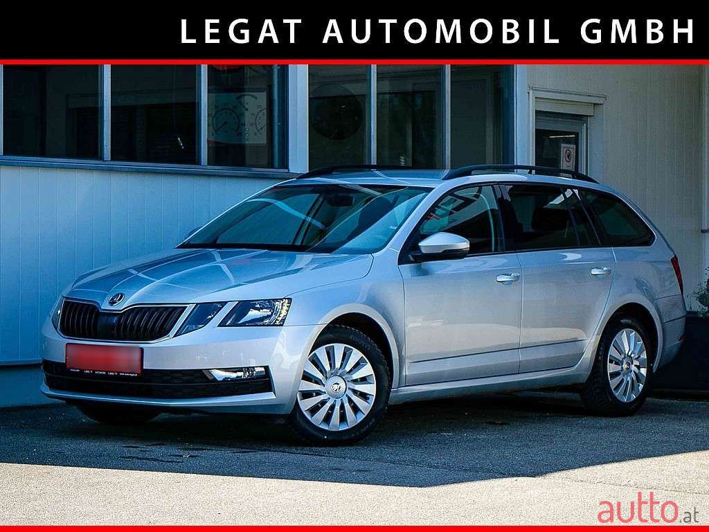 2018' Skoda Octavia photo #1