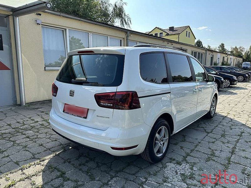 2016' SEAT Alhambra photo #5