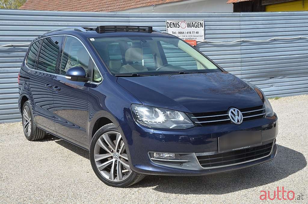 2012' Volkswagen Sharan photo #2