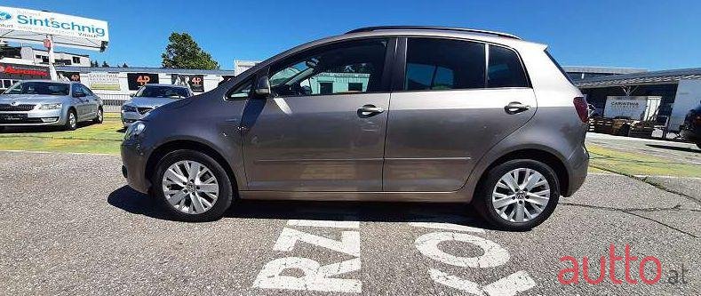 2013' Volkswagen Golf photo #1