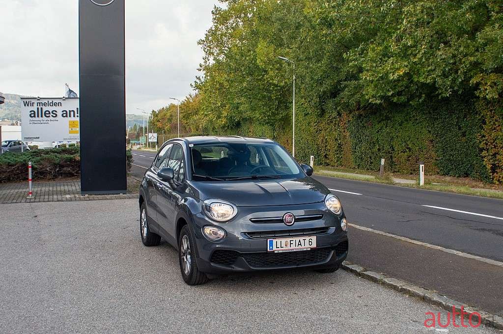 2021' Fiat 500X photo #2