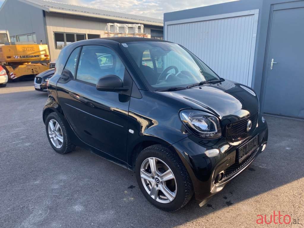 2018' Smart Fortwo photo #1