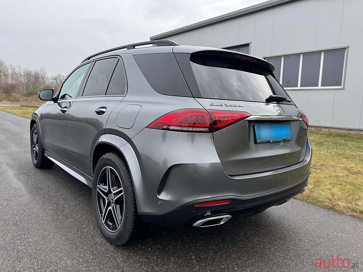 2022' Mercedes-Benz Gle-Klasse photo #5